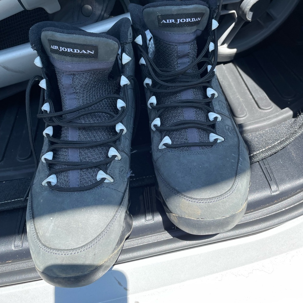 Air Jordan 9 Retro 'Anthracite